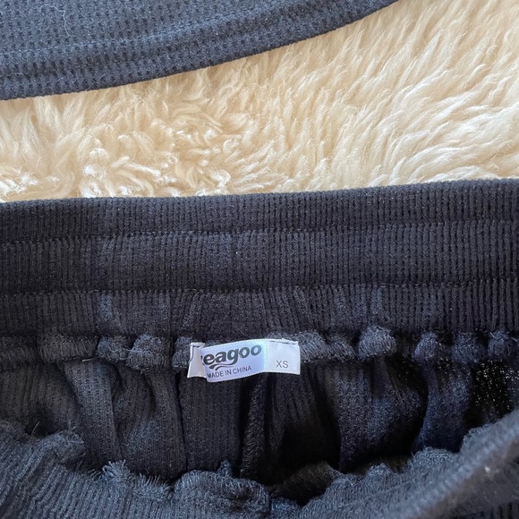 *NWT Zeagoo two-piece set - Picture 6 of 6